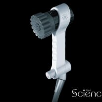 【ミラバス＆ミラブルゼロ】 ミクロの泡がお肌の老廃物を取り除き、入浴後はボタン一つで浴槽や配管汚れを除菌＆脱臭。高い洗浄力と肌や髪への美容効果を叶えるシャワーヘッド付き。